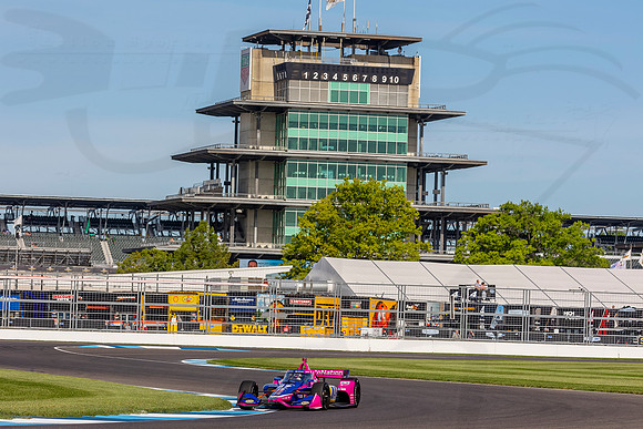 D2207_INDYGGP_16610_BLS