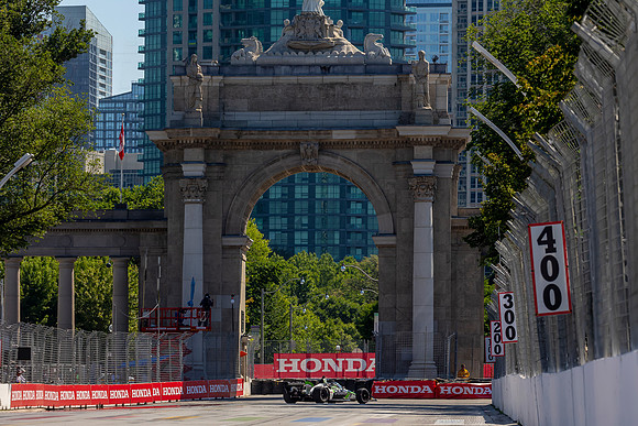 D2207_INDYTO_08829_BLS
