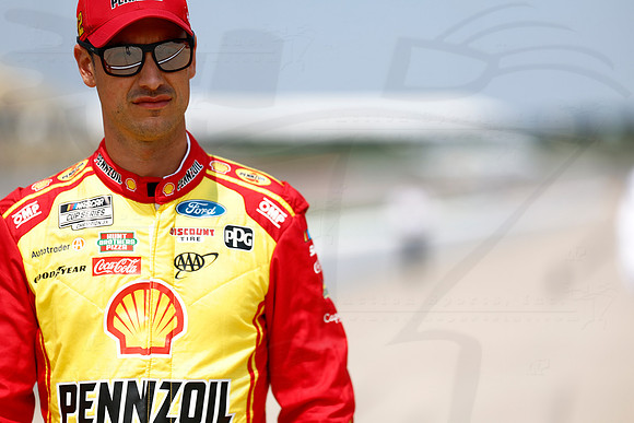 D250802IS02390SAA