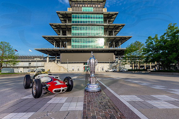 D2105INDY50017337BLS