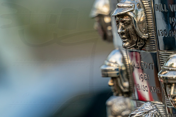 D2105INDY50017254WGA