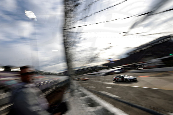 D251026MSF11728SAA