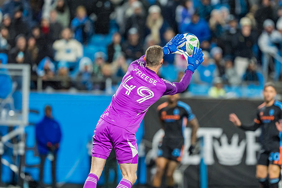 D251028MLSCFCvNYCFC122412WGA