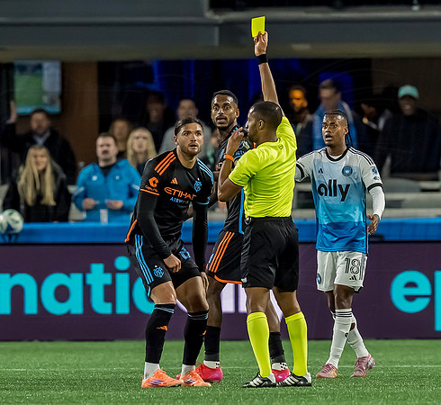 D251028MLSCFCvNYCFC124227WGA