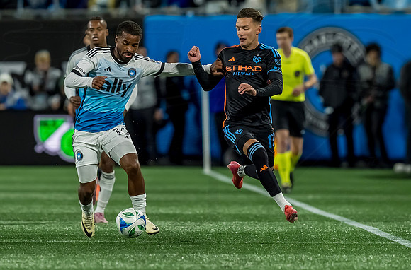 D251028MLSCFCvNYCFC124700WGA