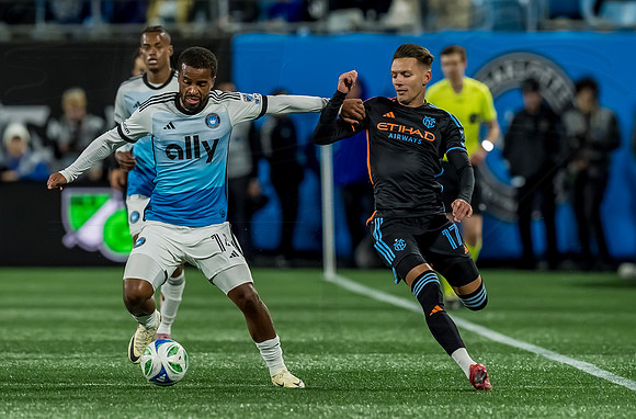 D251028MLSCFCvNYCFC124703WGA
