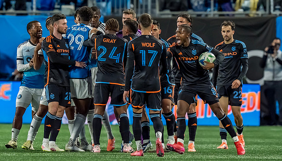 D251028MLSCFCvNYCFC125265WGA