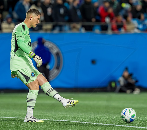 D251028MLSCFCvNYCFC125099WGA