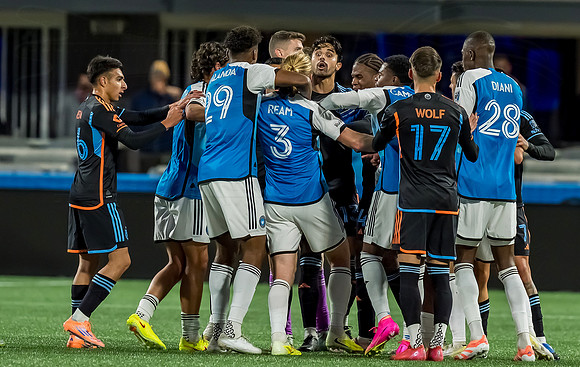 D251028MLSCFCvNYCFC125330WGA