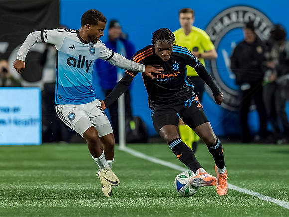 D251028MLSCFCvNYCFC126002WGA