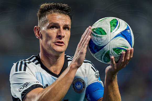 D251028MLSCFCvNYCFC122601WGA