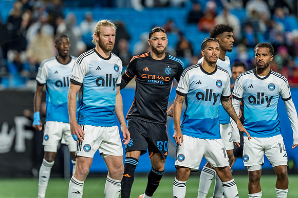 D251028MLSCFCvNYCFC123015WGA
