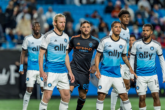 D251028MLSCFCvNYCFC123017WGA