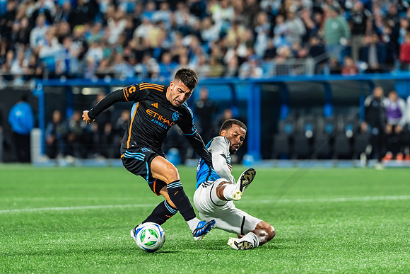 D251107MLSCFCvNYCFC128365WGA