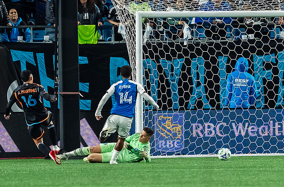 D251107MLSCFCvNYCFC128379WGA