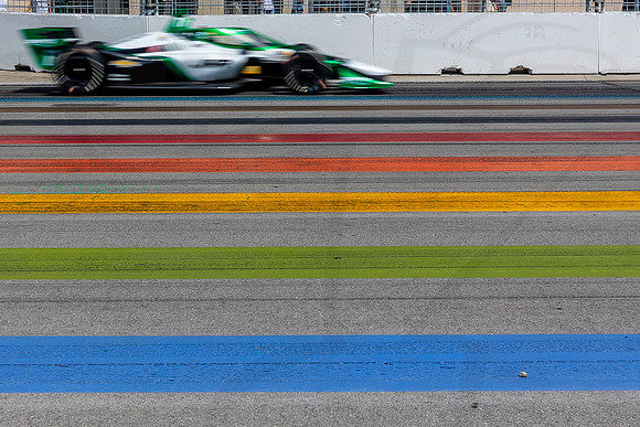 D2207_INDYTO_09229_BLS