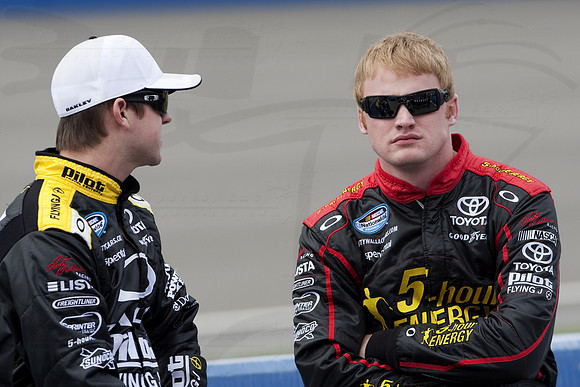 D11ACS46511SAA