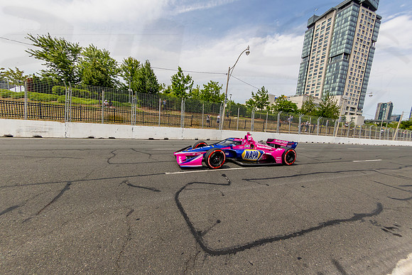 D2207_INDYTO_09618_BLS