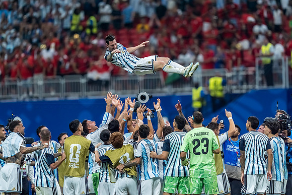 D260707FIFAAvE106712WGA