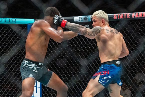 Ricky Simón vs Cameron Smotherman