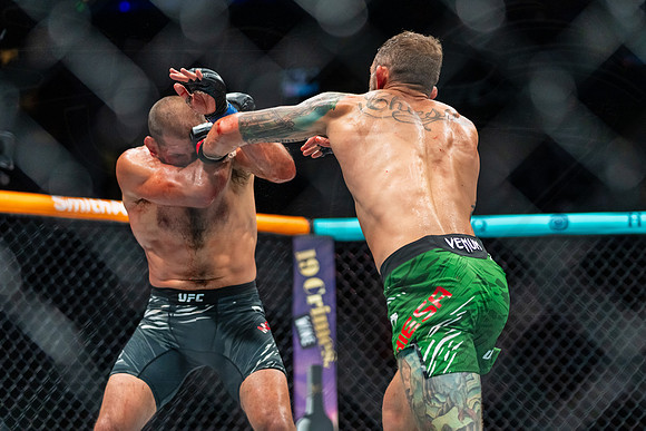 Michael Chiesa vs Court McGee