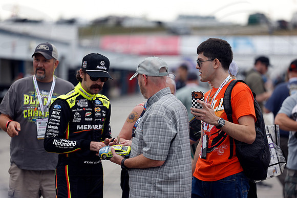 D260822NHMS00562SAA