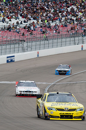 D1303LVMS47048SAA
