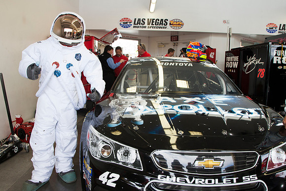 D1303LVMS46922SAA