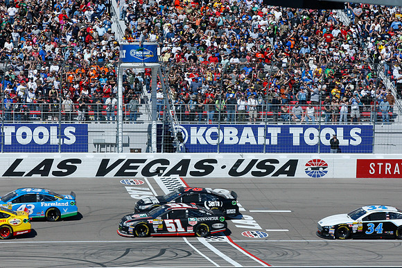 D1303LVMS21305WGA
