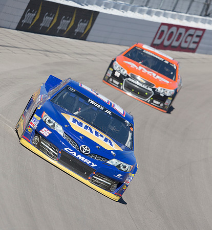 D1303LVMS20214WGA
