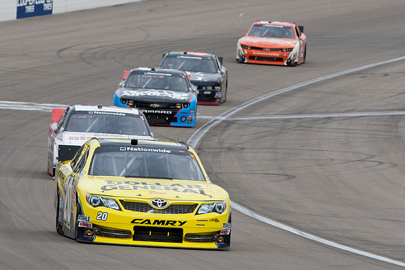 D1303LVMS47022SAA