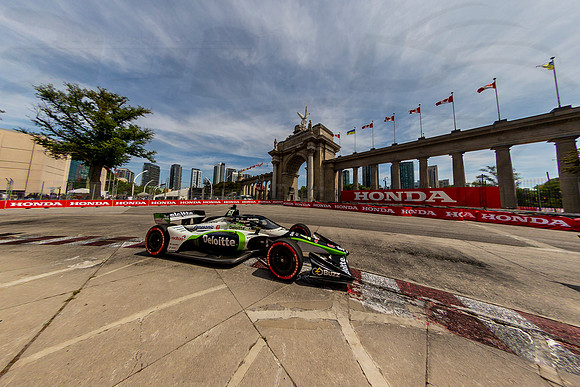D2207_INDYTO_09266_BLS