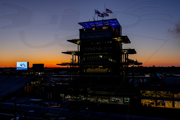 D2105INDY50041955BLS