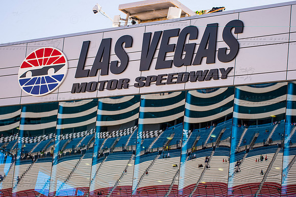 D1504LVMS10824GWB