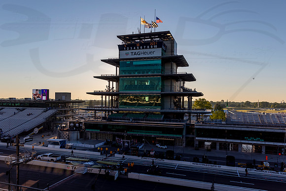 D2105INDY50042276CJM