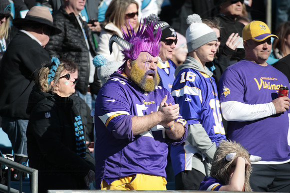 D1712NFLMVvsCP01194WGA