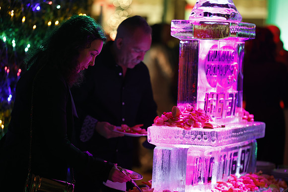 D241214KRXMAS00033SAA