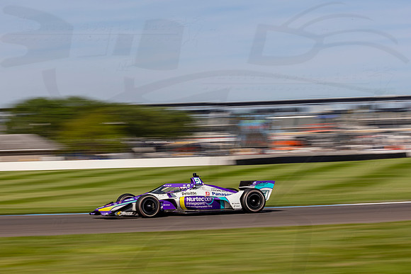 D2207_INDYGGP_16631_BLS
