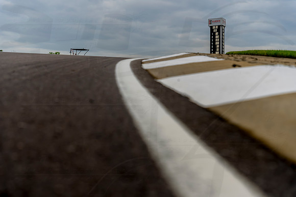 D2104INDYHIGPA19055WGA