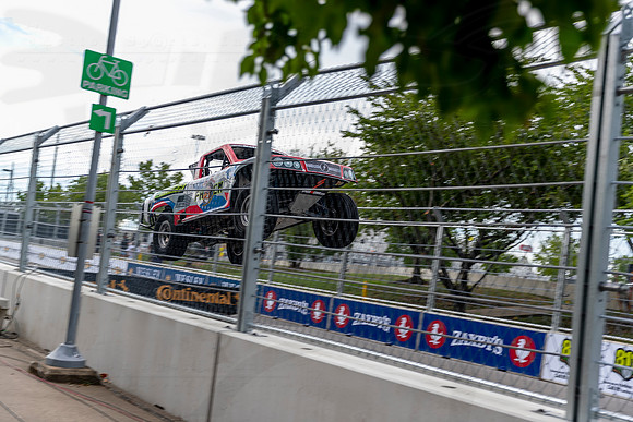 D2208_INDYMSGP_18500_BKC