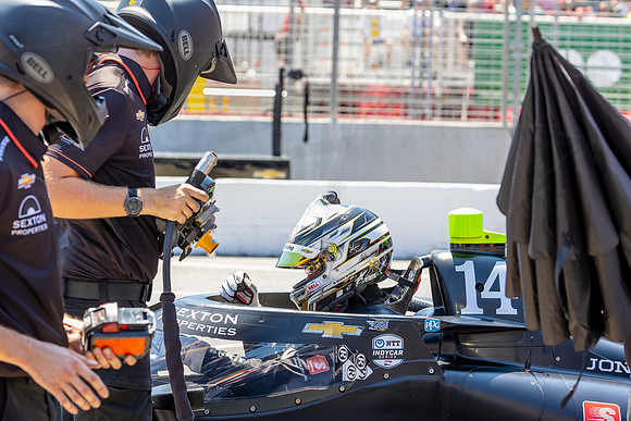 D2207_INDYTO_08915_BLS