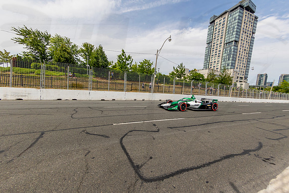 D2207_INDYTO_09620_BLS