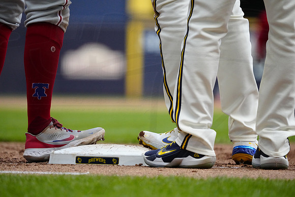D_2206_MLBPPMB_132889_WGA