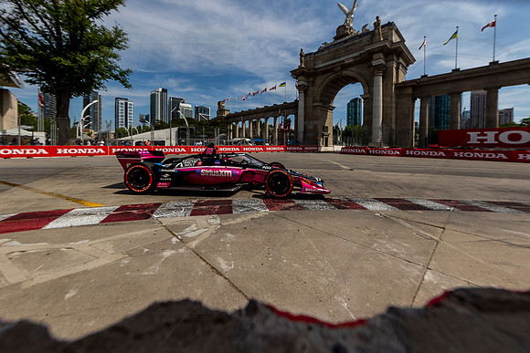 D2207_INDYTO_09249_BLS