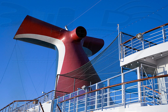 D9CCG4025WGA