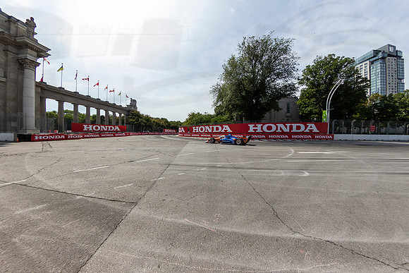 D2207_INDYTO_09215_BLS