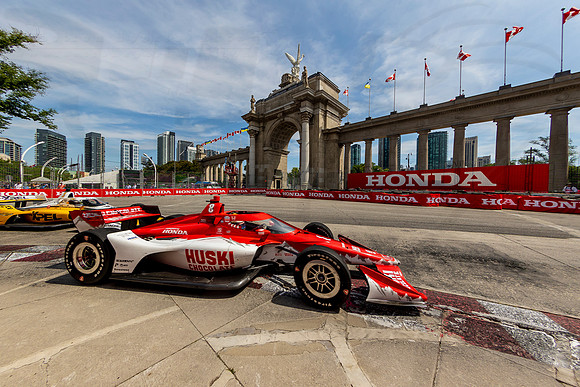 D2207_INDYTO_09255_BLS