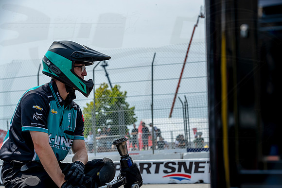 D2207_INDYTO_09198_BKC