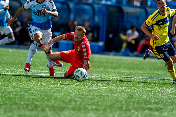 D2504MLSCFCvNYCFC51485WGA
