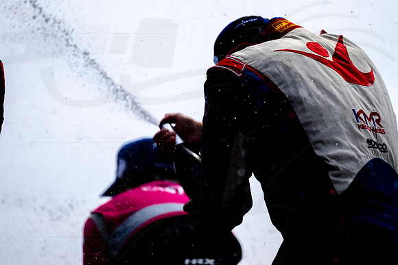 D2207_INDYTO_09287_WGA